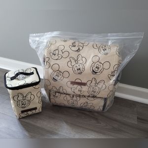 Petunia Pickle Bottom Disney bag/cooler